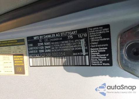 2011 Mercedes-Benz E 550 z USA, uszkodzony, nr VIN WDDKK7CF5BF100354